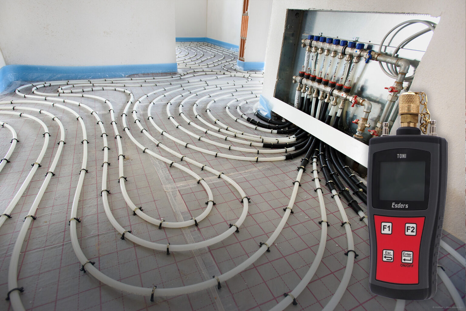 Hating Test Pressure and leak test of underfloor heating system - Esders GmbH