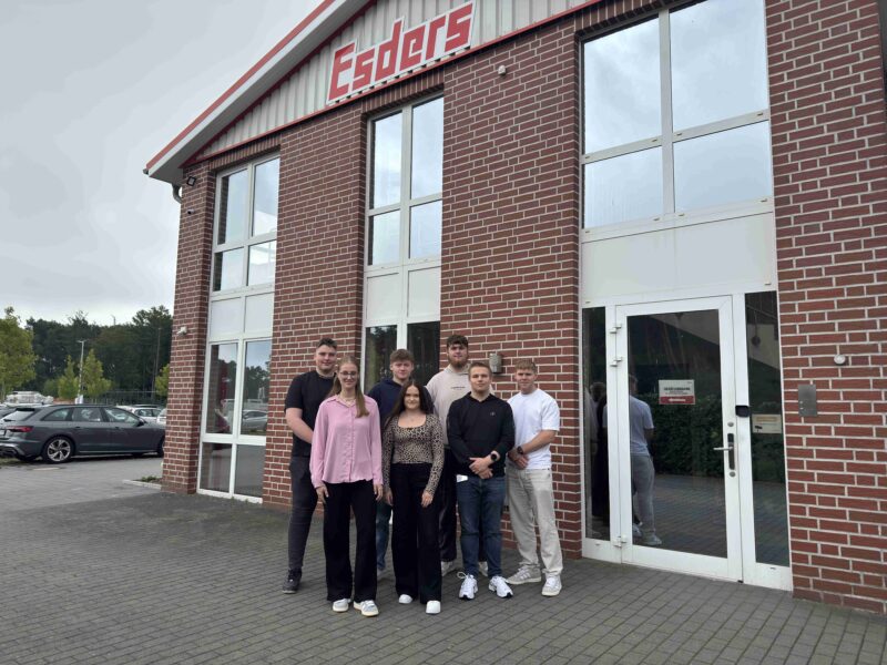 Start of training 2025: We welcome eight new trainees!